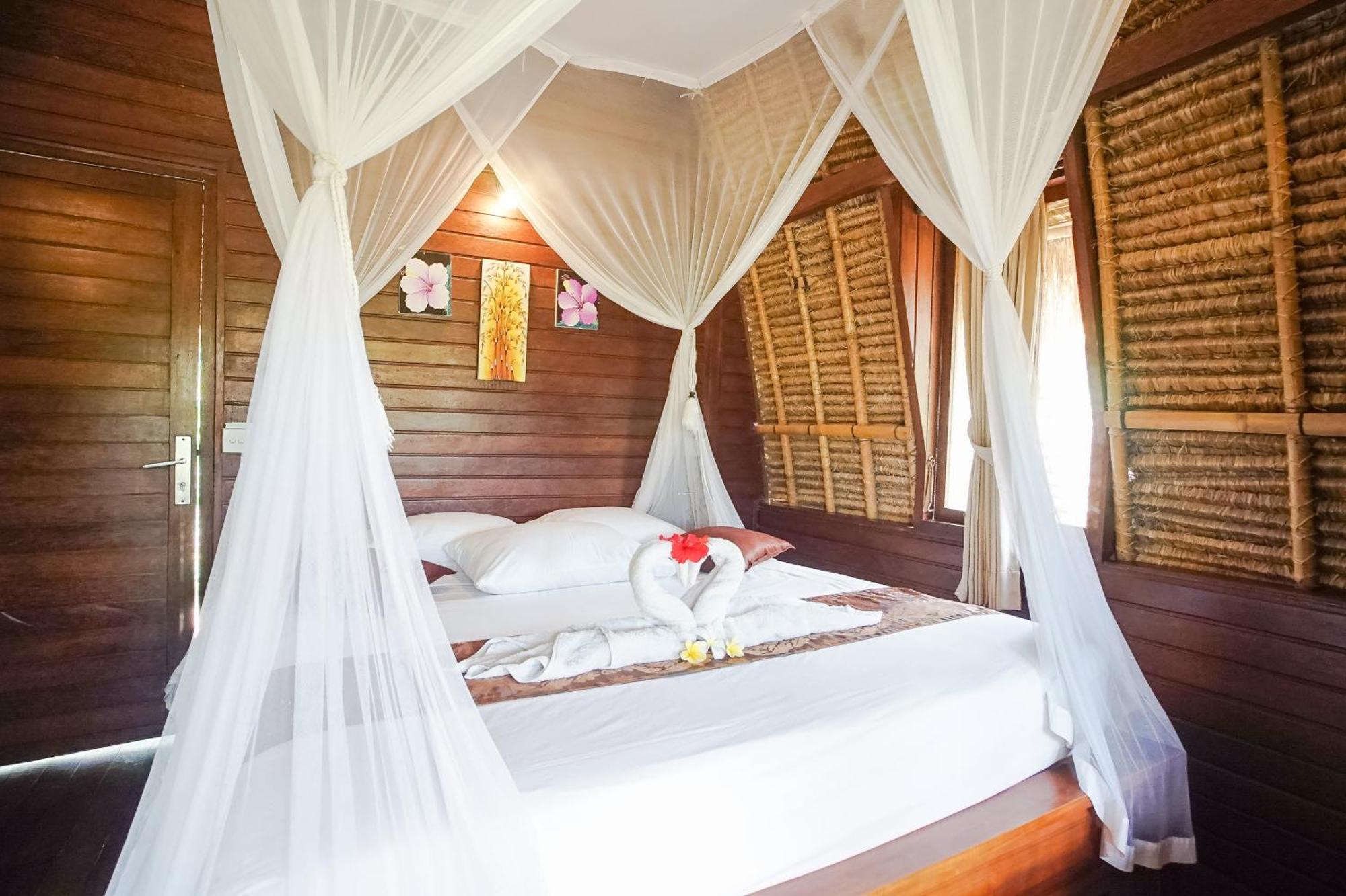 Abian Huts Dream Beach Lembongan Экстерьер фото