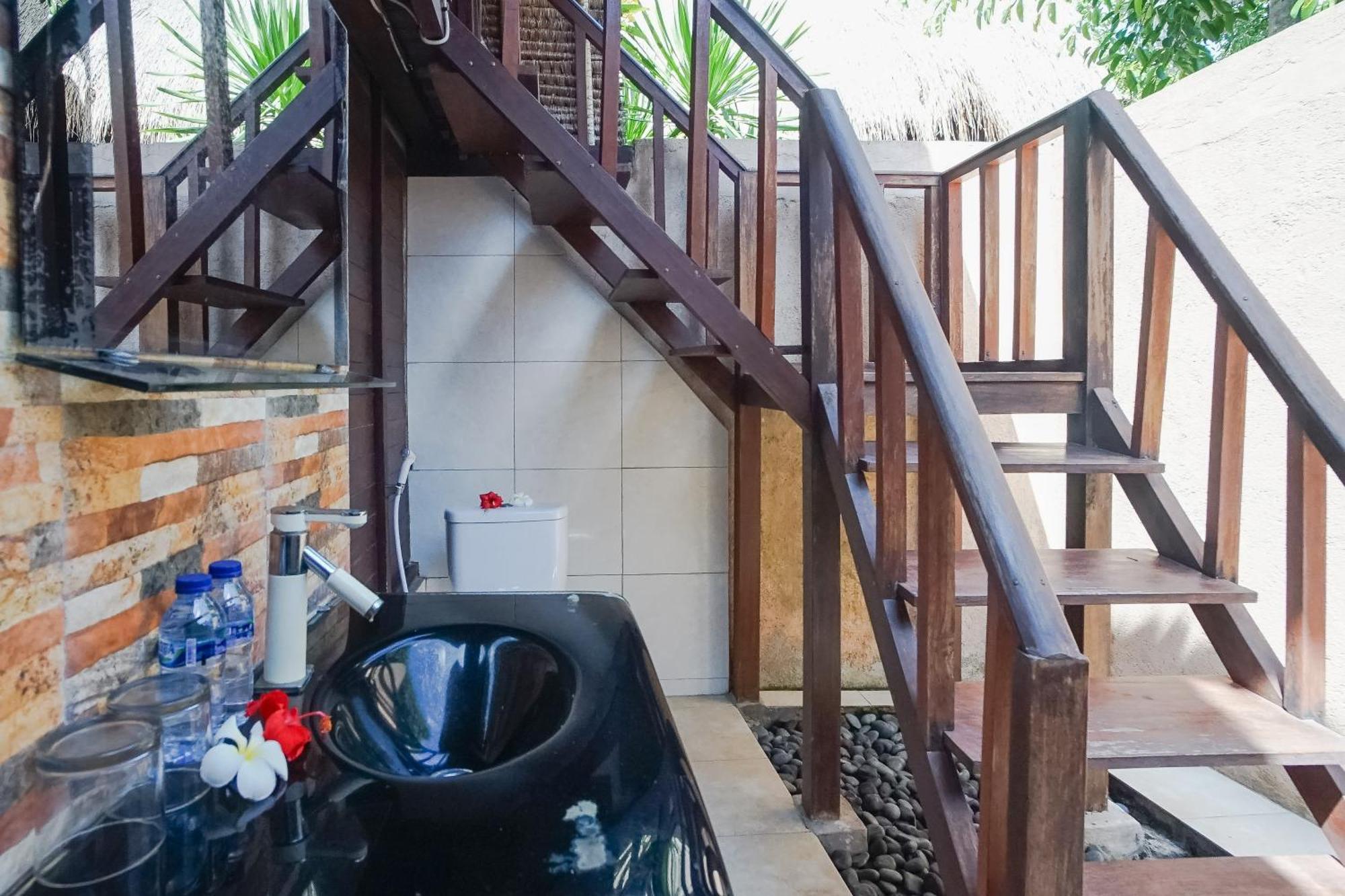 Abian Huts Dream Beach Lembongan Экстерьер фото