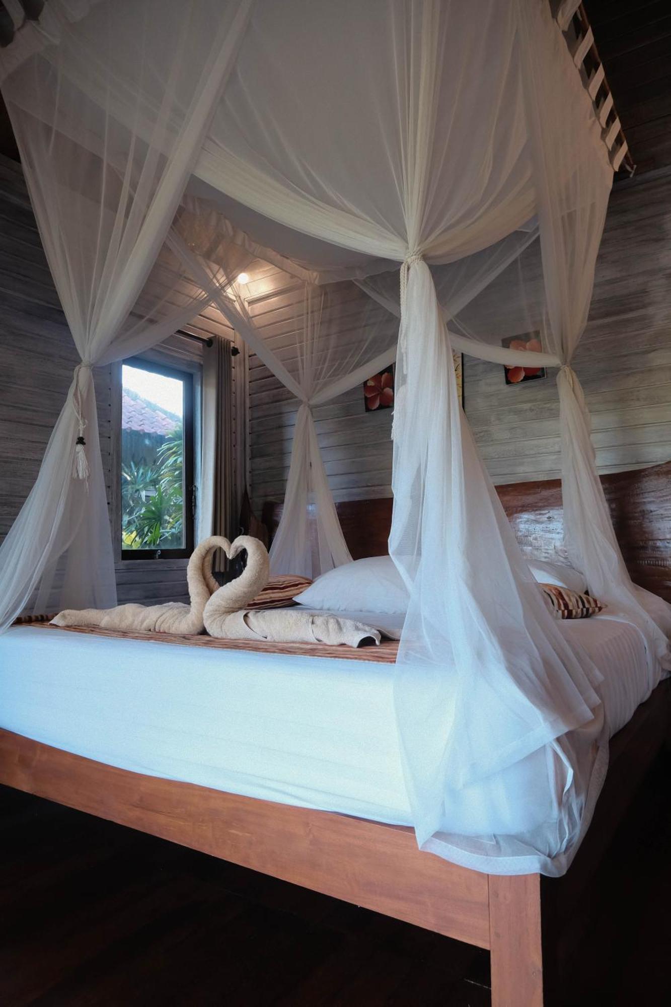Abian Huts Dream Beach Lembongan Экстерьер фото